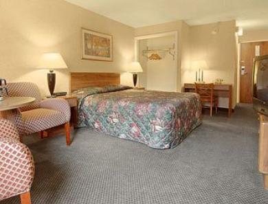 Ramada By Wyndham 3*