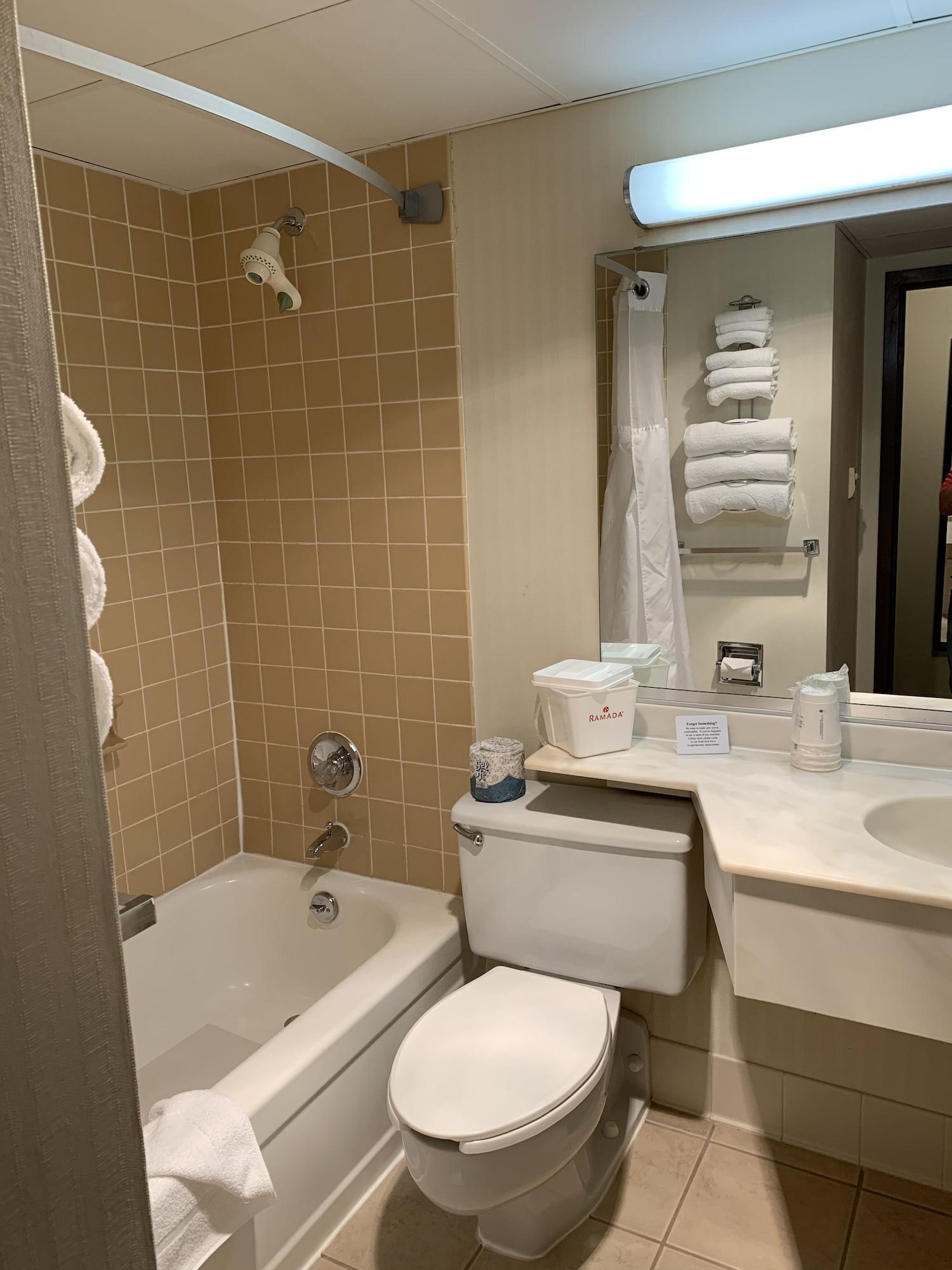 Ramada By Wyndham 3* Marquette