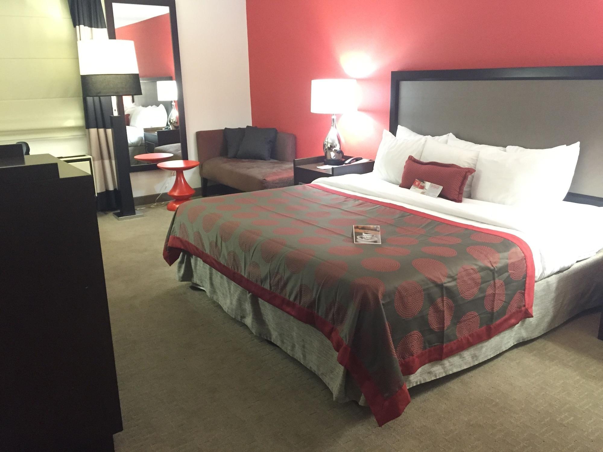 Hotel Ramada By Wyndham 3*