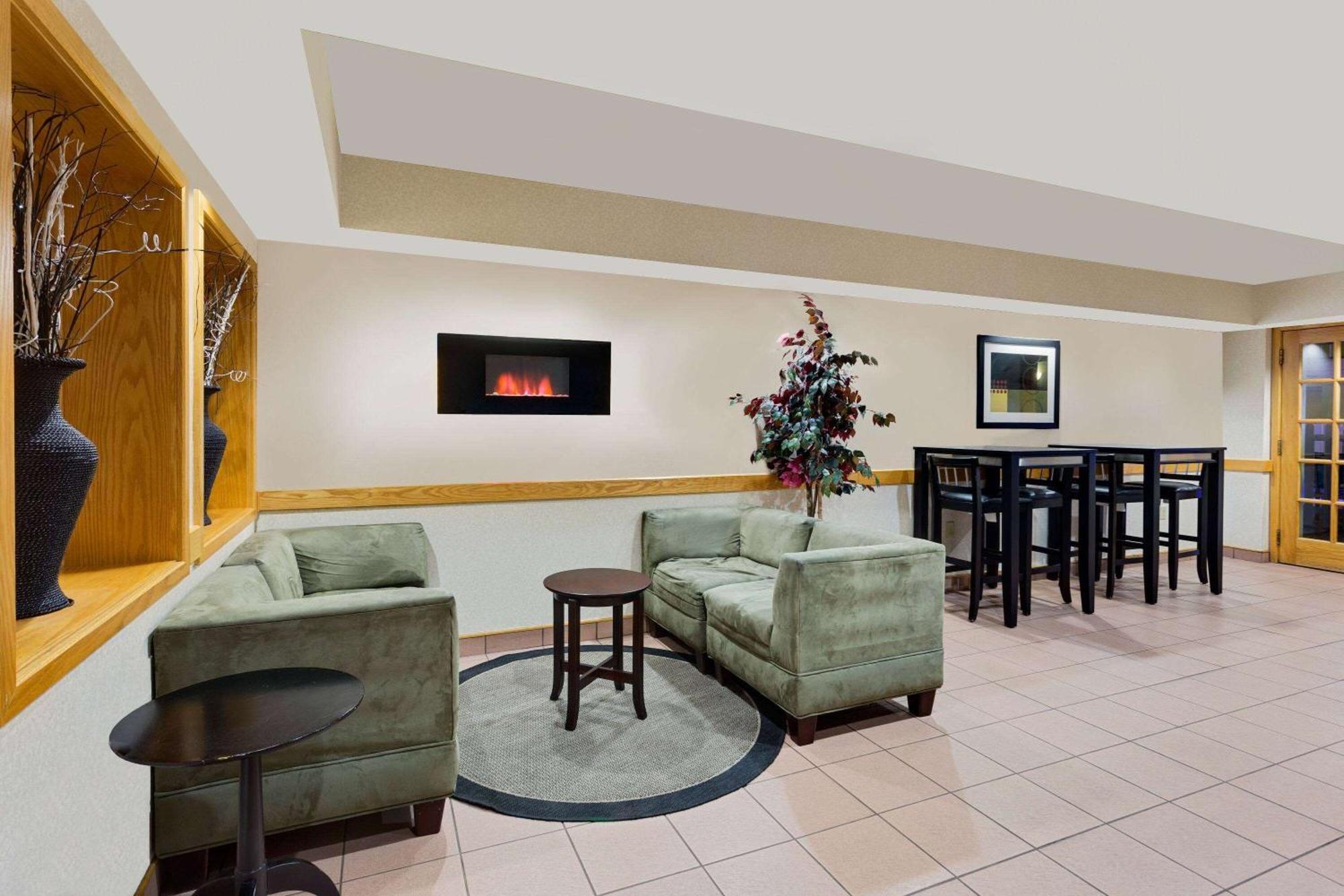 Hotel Ramada By Wyndham
