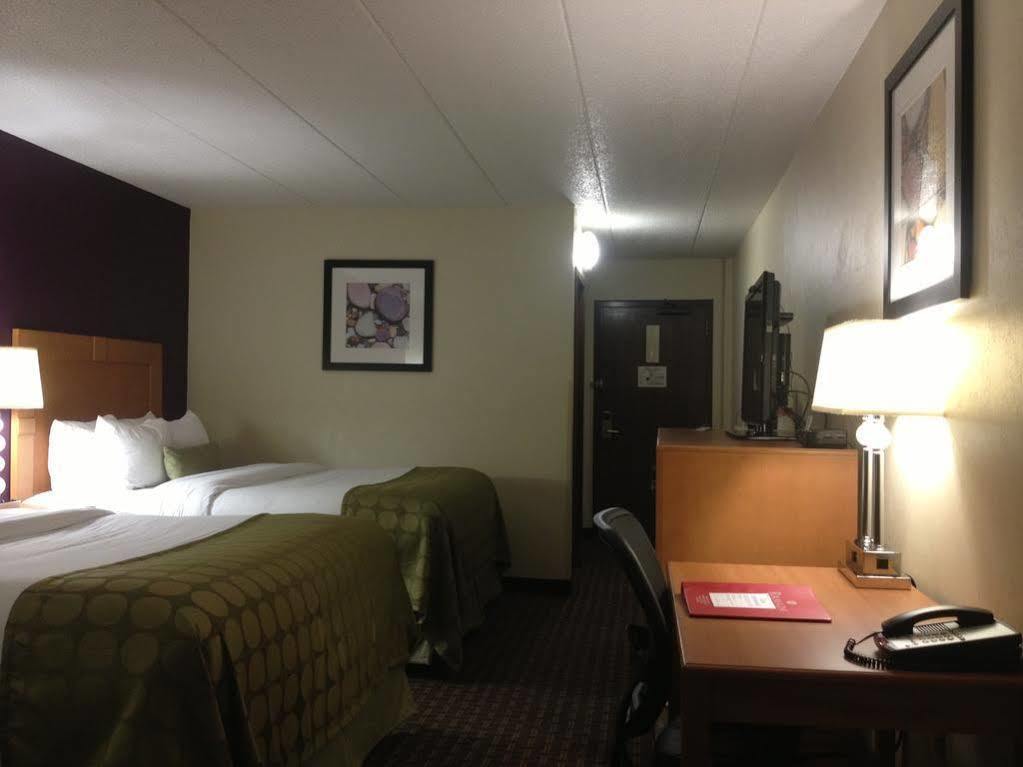 Ramada By Wyndham